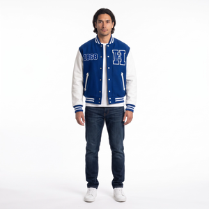 Chaqueta Varsity Personalizada OEM para Hombre, Mezcla de Lana, Mangas de Cuero Vacuno Genuino, Estilo Urbano, Chaqueta Bomber Letterman, Fabricante de Sialkot - Product Image 1