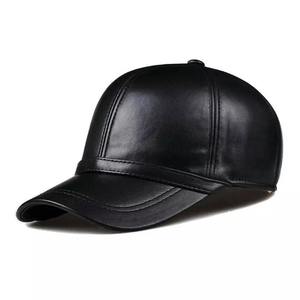Gorra de Béisbol de 6 Paneles de Cuero PU Negro, Unisex, Ajustada, Informal, para Adultos, para las Cuatro Estaciones - Product Image 1