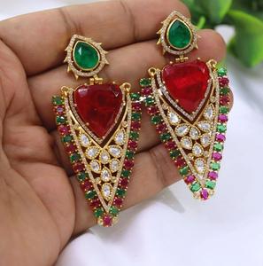 Pendientes de Lujo de Latón Chapado en Oro con Moissanita de Primera Calidad, Hermosos Pendientes Kundan para Mujeres y Niñas, Ideales para Vestidos de Noche y Fiestas - Product Image 5