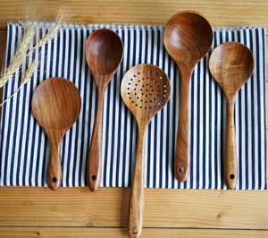 Ensemble d'ustensiles de cuisine en bois, design classique, écologique, durable, cuillère à long manche, idée cadeau de mariage - Product Image 4