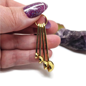 Cheap Price Bulk Large Quantity <b>Measuring</b> <b>Cups</b> And Spoon <b>Set</b> 4 Piece Spoon Gold Color PVD Coated Shiny Polished Kitchenware Tool - Product Image 3