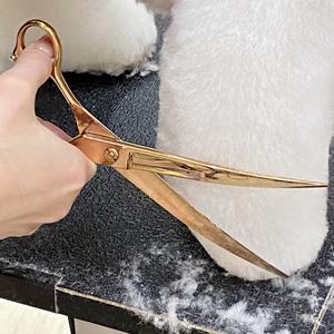 กรรไกรตัดขนสัตว์เลี้ยงคุณภาพสูง ใบมีดโค้ง 8 นิ้ว ทำจากเหล็กกล้าไร้สนิม 440C สำหรับคนถนัดขวา บรรจุภัณฑ์แบบขายส่ง สำหรับสุนัขและแมว - Product Image 6