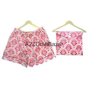 Ensemble de pyjama décontracté en coton pur 100% imprimé à la main, style kangourou, manches courtes, col en V, coupe trapèze, avec poches, doux et respirant - Product Image 1