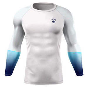 Rashguard athlétique avec tissu doux au toucher, design léger et respirant, et technologie de séchage rapide pour la gym et les sports nautiques - Product Image 1