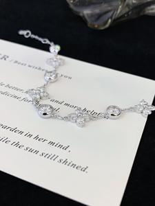 Four Leaf Design <b>Solid</b> Gold Moissanite Diamond <b>Bracelet</b> Round Brilliant Cut Flower Design Claw Set Chain Link Jewelry - Product Image 3