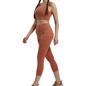 Ensemble de yoga couleur unie sans couture, haut court taille mi-haute et leggings longs 2 pièces, respirant, écologique, en Spandex/Nylon - Product Image 3
