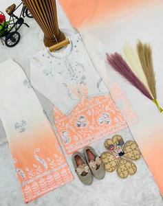 Traje Palazzo de Lujo con Bordado Crepé Natural y Dupatta de Georgette Fox con Estampado Digital - Product Image 3