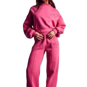 Ensemble de survêtement gaufré pour femmes coupe normale personnalisé motif solide fermeture éclair tenue décontracté sweat pantalon au-dessus du genou - Product Image 1