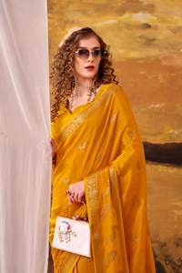 Sari de Crepé de Diseño Especial Festivo para Bodas y Fiestas - Product Image 4