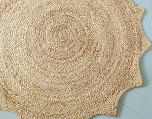 Tapis rond en jute tissé à la main style bohème chic, bord festonné, fibre naturelle, décoration rustique pour la maison - Product Image 5