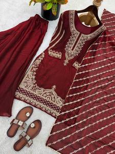 Última Colección de Salwar Kameez Pakistaní para Mujer con Adornos Elaborados y Estilo Clásico a los Mejores Precios - Product Image 5