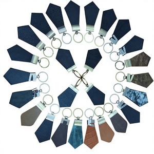 La mayoría de los llaveros de tendencia En stock Promoción de marca Llavero de regalo y llaveros de calidad duradera de cuero genuino en venta al por mayor - Product Image 1