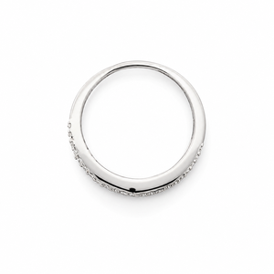 Bague torsadée croisée en argent sterling 925 pour femme avec zircone cubique pavée, style minimaliste élégant, finition polie, pour usage quotidien - Product Image 4