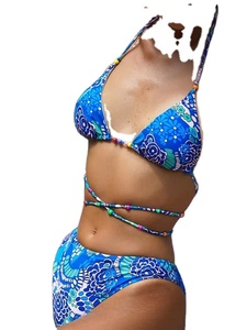 Vêtements de plage pour femmes, qualité supérieure, entièrement personnalisables, bretelles réglables, anti-irritation et antibactériens - Product Image 3