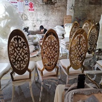 Fauteuils d'appoint contemporains sans accoudoirs avec dossier haut ovale pour salon, chaises VIP Diors dorées