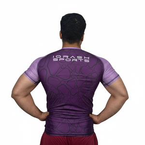 Camiseta de manga corta más vendida para hombre con tejido de secado rápido y protección UV para deportes acuáticos y al aire libre. - Product Image 4