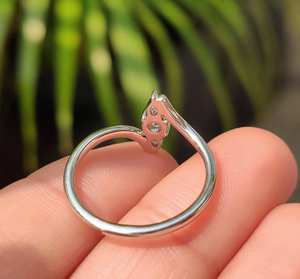 Anillo de Compromiso de Diamante Moissanite Premium para Mujer, Plata 925, 0.25 CT, Corte Pera, Sin Níquel, Anillo de Boda Clásico para Propuesta de Matrimonio - Product Image 2