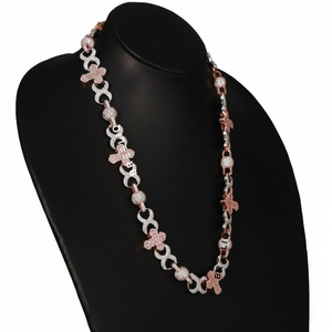 Elegante Collar de Cadena de Oro Rosa y Blanco de 14 Quilates con Diamantes Cultivados en Laboratorio con Corte Baguette, Diseño Floral, Regalo de Boda de Lujo - Product Image 3