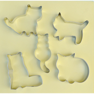 Juego de Cortadores de Galletas de Diferentes Diseños, Cortador de Masa de Acero Inoxidable, Molde para Hornear Pasteles, Fondant, Donuts y Sándwiches - Product Image 1