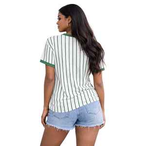 T-shirt de baseball blanc de la sororité Iota Phi Lambda, vêtement à lettres grecques, haut décontracté à manches courtes pour femme - Product Image 4