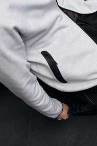 เสื้อฮู้ดซิปผู้ชายสีเทา แขนเสื้อแบบแร็กแลน ผ้าเฟรนช์เทอร์รี่ สวมใส่สบายๆ ในฤดูใบไม้ร่วง ทรงปกติ สีพื้น ระบายอากาศได้ดี แขนยาว - Product Image 2
