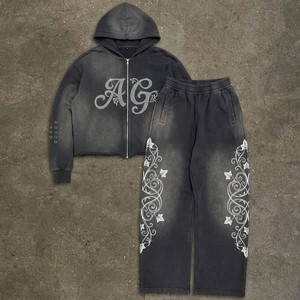 Ensemble de survêtements streetwear personnalisés pour hommes et garçons, comprenant un sweat à capuche ample et un pantalon empilé, effet délavé à l'acide, imprimé DTG, coupe courte et évasée - Product Image 3