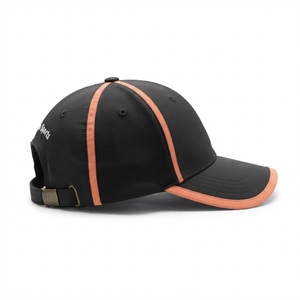 Casquette de baseball sportive noire et orange promotionnelle en gros, avec logo brodé personnalisé, légère, à séchage rapide, en maille, pour l'athlétisme - Product Image 2