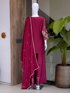 Wholesale Fashion Modal Jersey Autumn Hijab <b>Wraps</b> <b>Shawls</b> Muslim Women Scarves Stretchy Shining Glitter Casual Scarf - Product Image 5