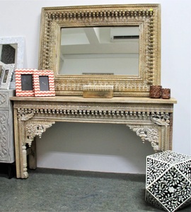 Designer Accent <b>Mirror</b> for Living Room Ornamental Frame Detailing with Sophisticated Heritage Inspired Style - Product Image 4
