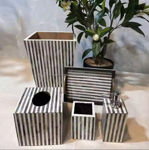 Juego de baño de cuatro piezas con incrustaciones de resina con soporte para cepillo de dientes, soporte para pasta de dientes, vaso dispensador de jabón, resistente al agua, respetuoso con el medio ambiente - Product Image 1