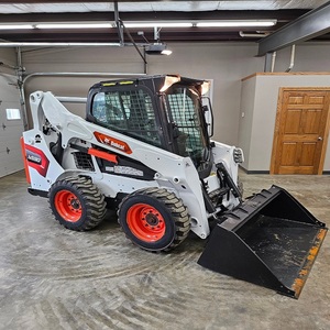รถตักล้อยาง Bobcatts S590 เครื่องยนต์ดีเซล สีดำ รถตักตีนตะขาบ อุปกรณ์ก่อสร้างสำหรับงานหนัก ประสิทธิภาพสูง - Product Image 5