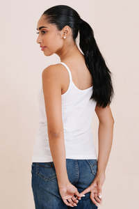 Débardeur pour femme en coton de qualité supérieure, confortable et parfait pour les journées chaudes et l'usage quotidien - Product Image 4