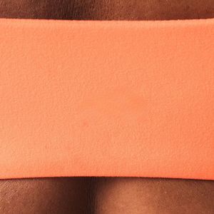 Soutien-gorge de sport léger pour femme Orange – Performance optimale pour l'entraînement, la course, le yoga et la gym - Product Image 6