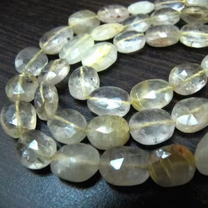 Cuentas de cuarzo rutilado dorado natural, facetadas ovaladas tipo briolette, de 10 a 12 mm, se venden por hebra de 13 pulgadas. - Product Image 5