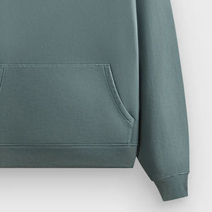 เสื้อฮู้ดดี้ผู้ชายสีพื้น แขนยาว เนื้อผ้านุ่ม สวมใส่สบาย เหมาะสำหรับผู้ซื้อขายส่ง ทันสมัยและลำลอง - Product Image 4