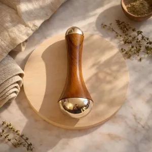 Bâtonnet en bois Kansa artisanal de qualité supérieure, design moderne, économique, pour les soins de la peau et la relaxation par M/S SHAAD HANDICRAFTS - Product Image 4