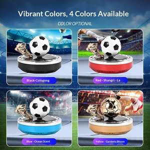 Décoration de voiture <span class=keywords><strong>Coupe</strong></span> <span class=keywords><strong>du</strong></span> <span class=keywords><strong>Monde</strong></span> de football : Crampons dorés, diffuseur solaire rotatif parfumé - Product Image 3