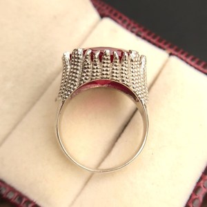 แหวนหมั้นทับทิมสำหรับผู้หญิง แหวนเงินแท้ 925 ประดับทับทิมเม็ดใหญ่สีแดง แหวนพลอยประจำเดือนกรกฎาคม ของขวัญเครื่องประดับสำหรับเธอ - Product Image 3