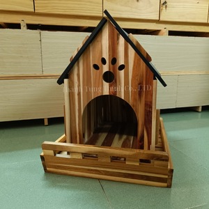Abri pour animaux de compagnie extérieur en plastique gris moderne, imperméable, de forme carrée, avec station d'alimentation surélevée, fabriqué au Vietnam - Product Image 5