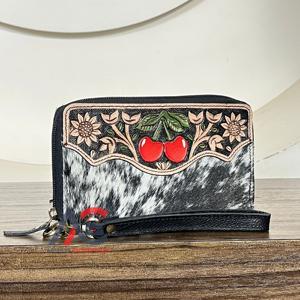 Portefeuille long en cuir de vachette repoussé à motif floral, haute qualité, avec fermeture éclair, pochette pour téléphone, prix usine de gros pour femmes - Product Image 1