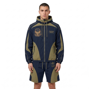 Conjunto de 2 piezas de chaqueta y pantalones cortos de nailon personalizados para hombre, estilo casual de verano, hasta la rodilla, de alta calidad, con cremallera, sudadera con capucha y pantalones cortos, chándal urbano. - Product Image 5