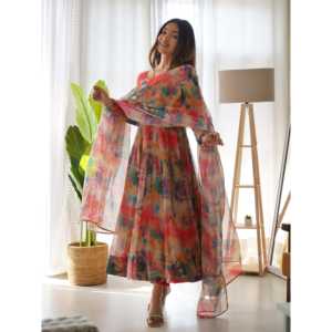 Magnifique robe Anarkali pour les fêtes, taille XS, tenue avec pantalon et dupatta - Product Image 6