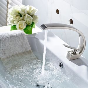 Rubinetto Moderno Monocomando per Bagno, Finitura Nichel Spazzolato, Rubinetto Monoforo per Lavabo o Mobile Bagno - Product Image 6