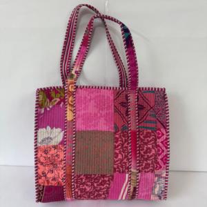 กระเป๋าถือผ้าฝ้ายลายปะติดปะต่อ กระเป๋าโท้ทแบบควิลท์สำหรับผู้หญิง สไตล์วินเทจ โบโฮ กระเป๋าสะพายไหล่ ความจุขนาดใหญ่ สำหรับเดินทาง ช้อปปิ้ง ทำด้วยมือ - Product Image 2