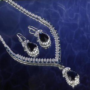 Parure de bijoux serpent de haute qualité, style mode française, en alliage plaqué rhodium et zirconium, collier et boucles d'oreilles Heavy Industry Magazine - Product Image 5