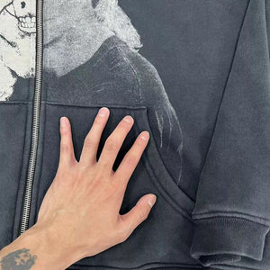 Sudadera con Capucha y Cremallera Negra con Diseño Gráfico Unisex 2026 |   Chaqueta con Capucha 100% Algodón |   OEM Personalizado Bordado de Alta Calidad para Otoño - Product Image 3