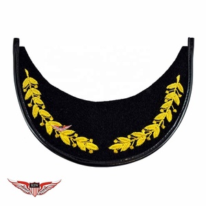 Casquette à visière KEW brodée à la main avec couronne double en fils d'or, insignes et accessoires d'uniforme pour défilés et cérémonies - Product Image 1