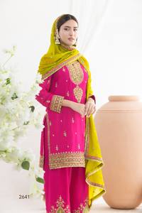 Salwar Kameez Tradicional Chinon Listo para Usar con Bordado y Lentejuelas para Bodas, Graduaciones y Diwali - Product Image 5