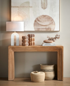 Ensemble de vases en bois massif cannelé |   Paire de pots de fleurs décoratifs côtelés pour décoration de table moderne, vente en gros pour hôtels et salons - Product Image 3