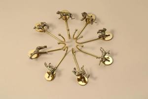 Crochets muraux artistiques en forme d'animaux, supports multifonctionnels parfaits pour les serviettes de salle de bain, l'utilisation en cuisine et la décoration moderne de la maison, en provenance d'Inde. - Product Image 2